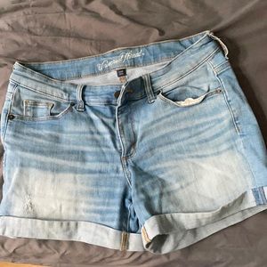 Universal Thread Jean Shorts